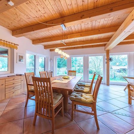 Havelquelle Mit Sauna Und Garten Kratzeburg Exterior photo