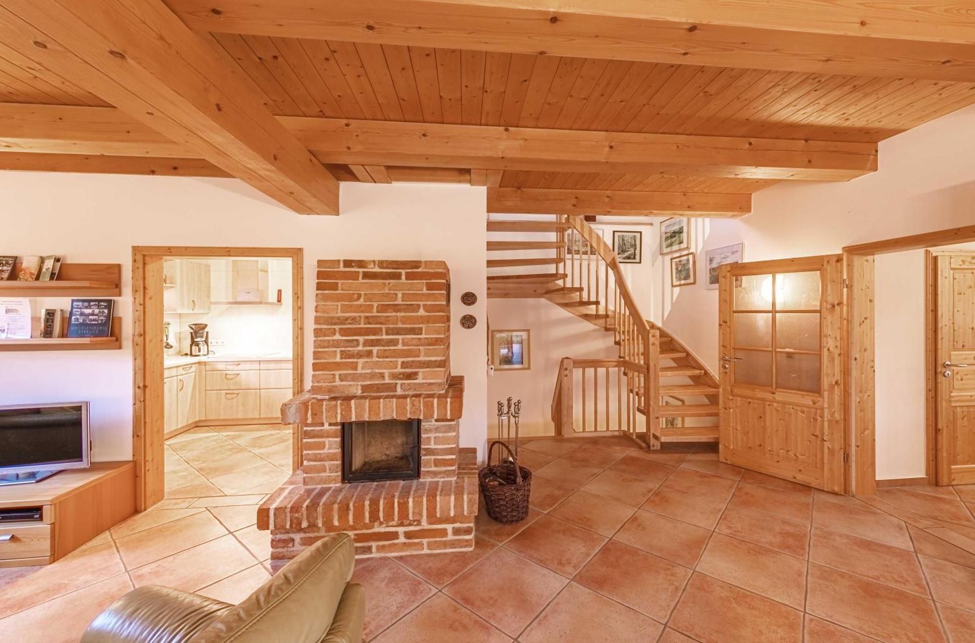 Havelquelle Mit Sauna Und Garten Kratzeburg Exterior photo